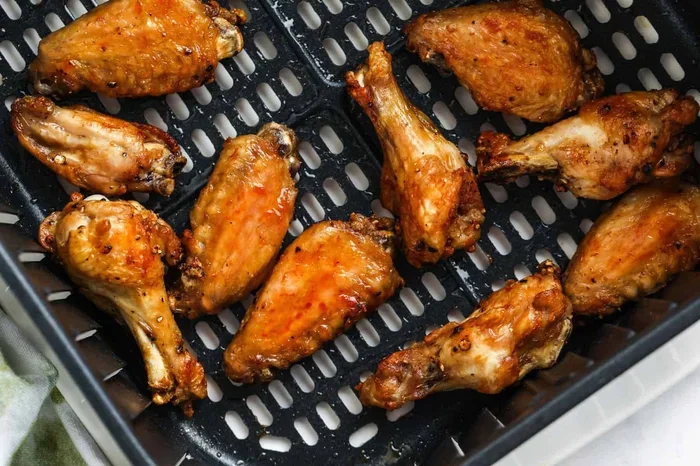 How To Cook Frozen Chicken Wings In Your Air Fryer Oven